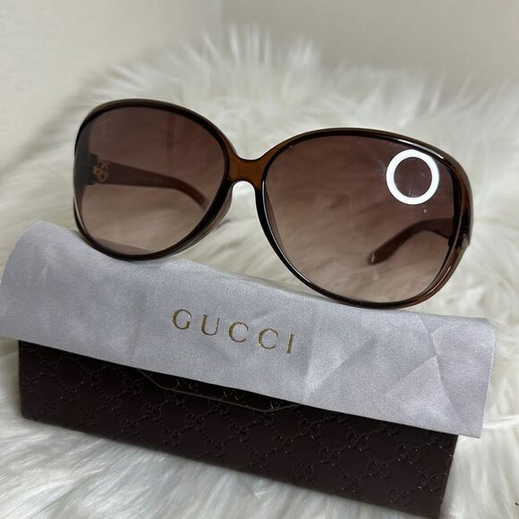 Gucci Accessories - 💯Authentic Gucci Sunglasses-with case🍀